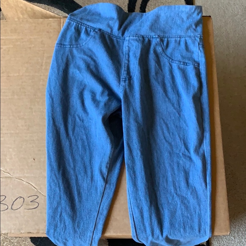 Leggings that look like jeans